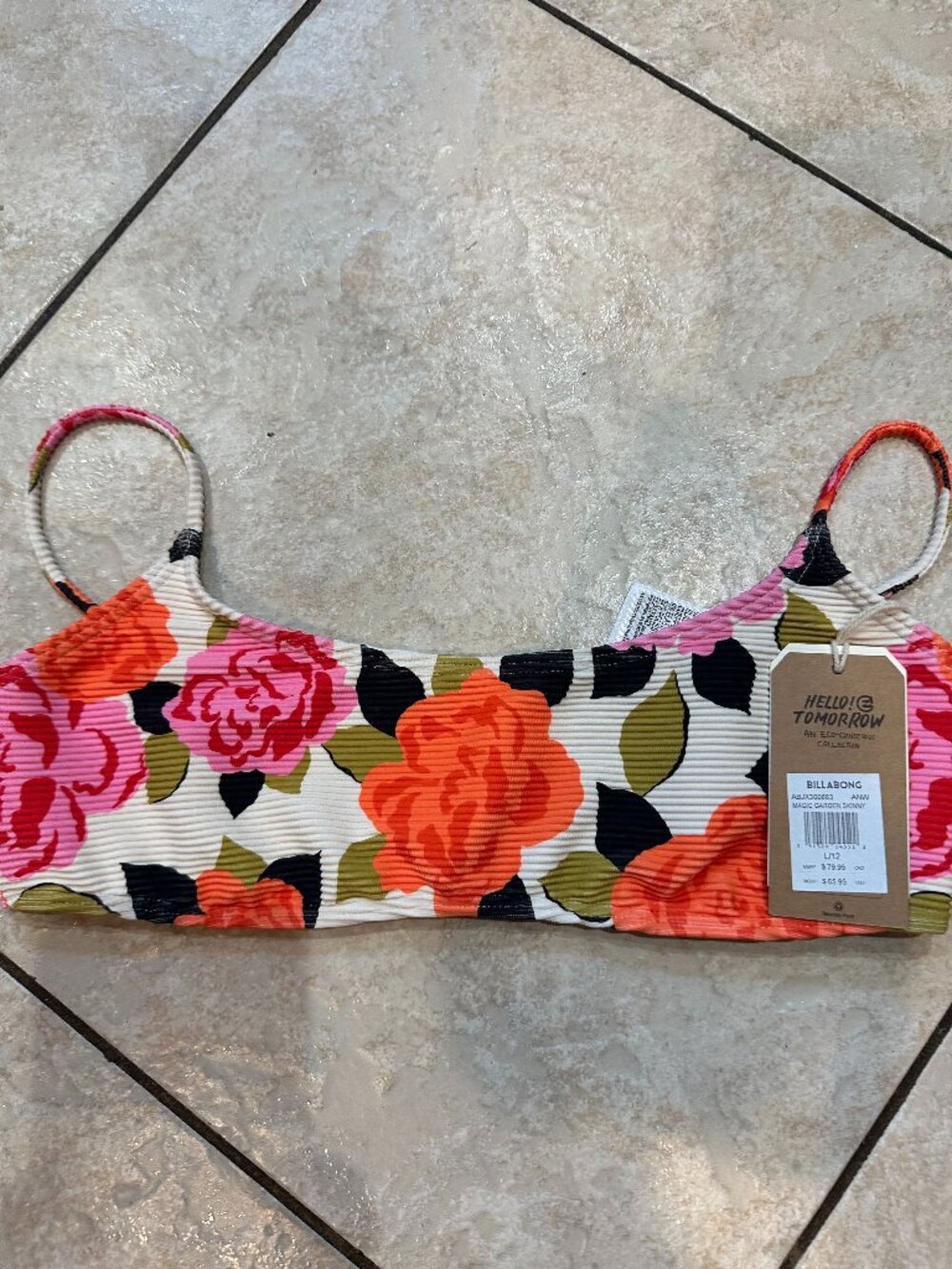 Billabong new with tags bthing top size L/12